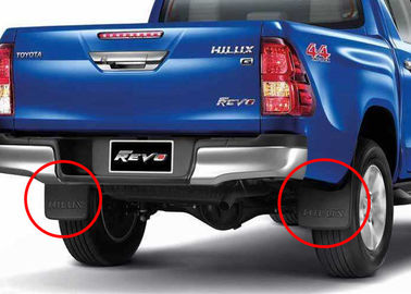 ভালো দাম TOYOTA Hilux Revo 2015 2016 2017 গাড়ি বালির সুরক্ষা ফ্লেপ / OE স্টাইল স্প্ল্যাশ গার্ড অনলাইন