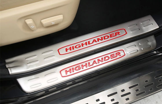 ভালো দাম TOYOTA HIGHLANDER 2014 2015 এর জন্য স্টেইনলেস স্টীল দরজা সিল প্লেট অনলাইন
